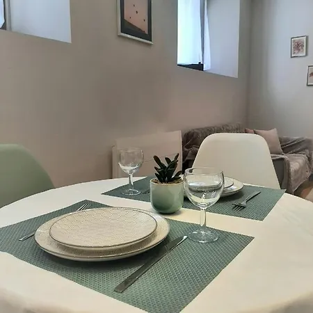 Proche Gare, Cosy, Courte Et Moyenne Duree Apartmán Bellegarde-sur-Valserine